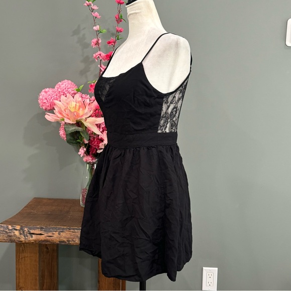 Forever 21 Dress - Picture 2 of 12